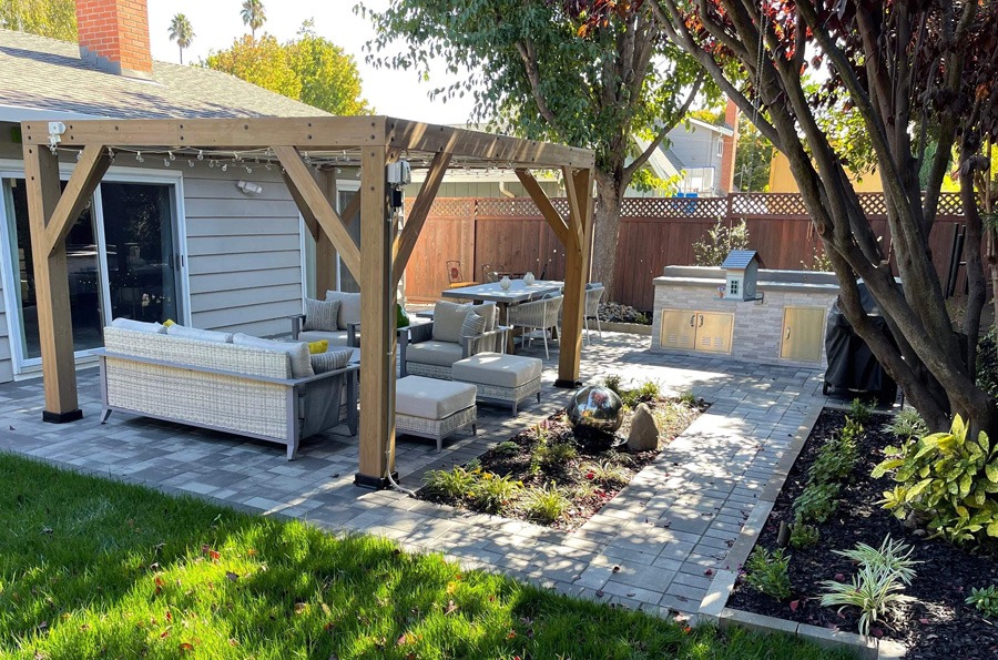 pergola - Opulands Landscape, Hardscape & Construction