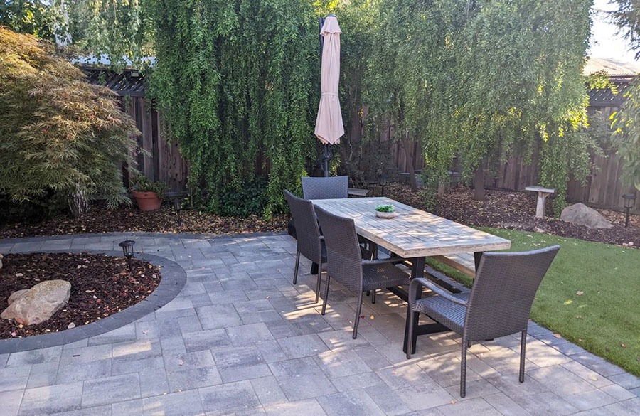 San Jose backyard landscaping remodel showing patio and eating area