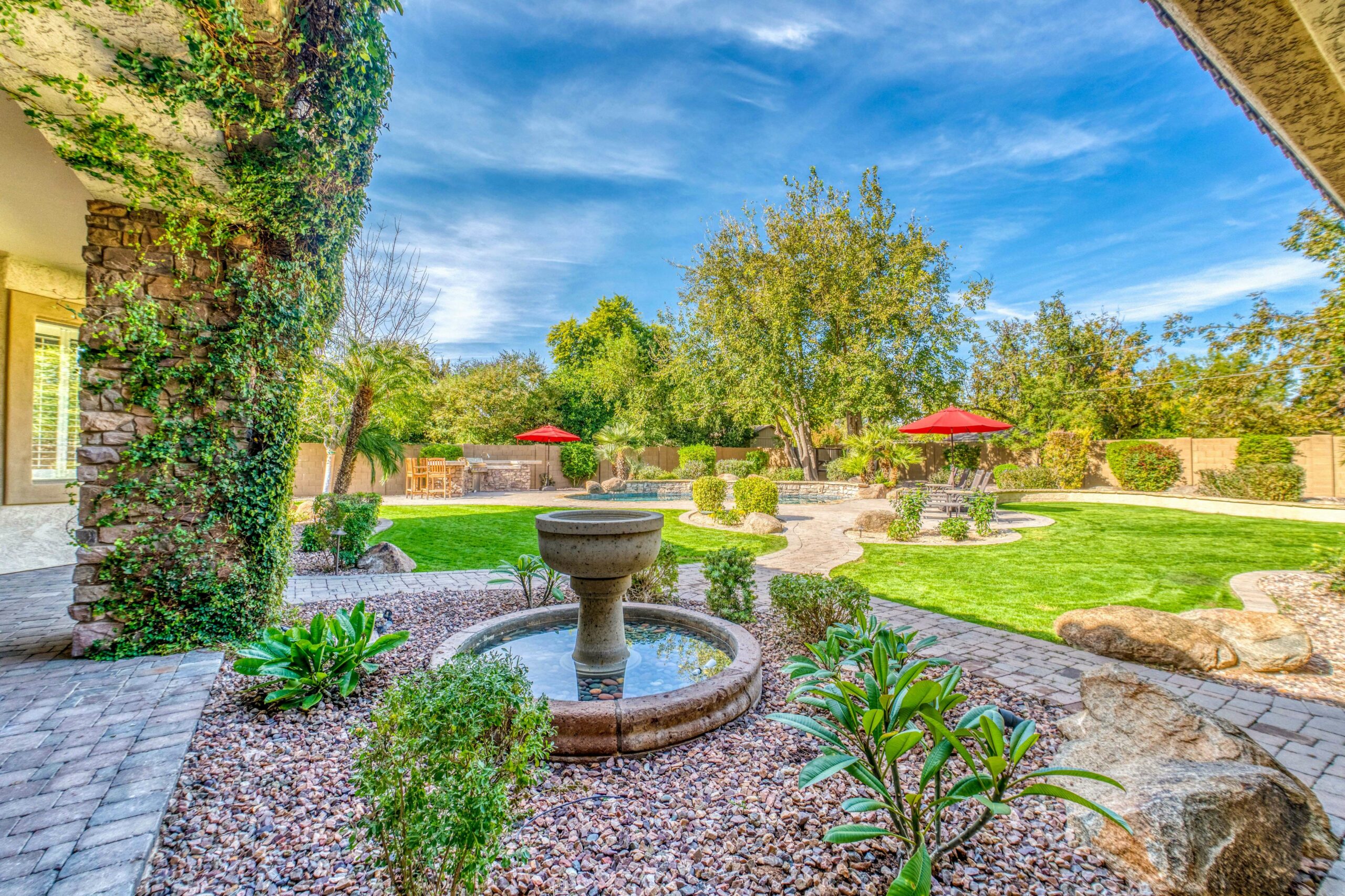 Beautiful backyard landscape design